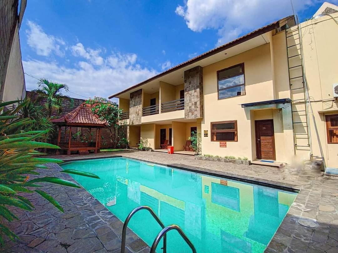 Guest House Teras Solo Syariah Buitenkant foto