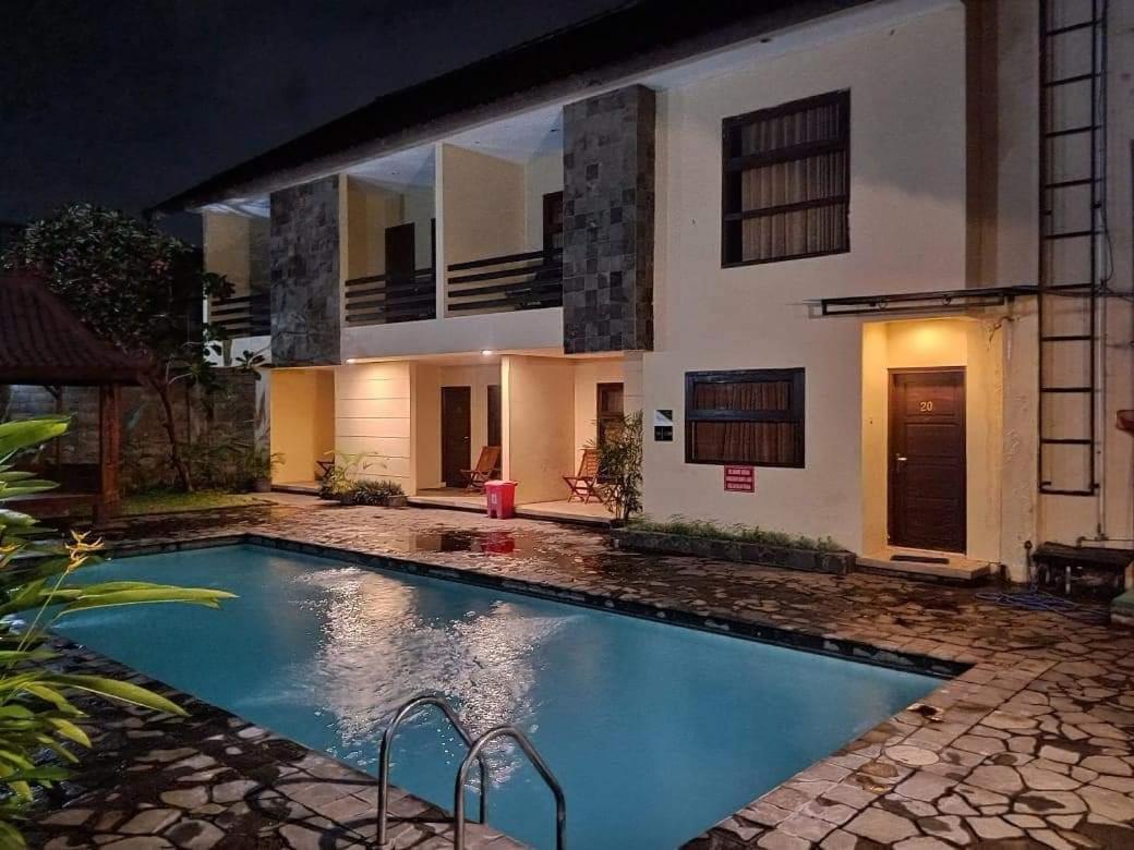 Guest House Teras Solo Syariah Buitenkant foto